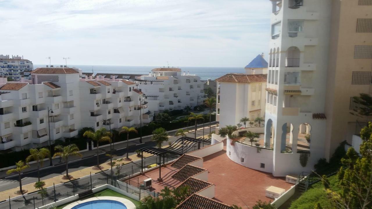 Puerto Deportivo Estepona Kültér fotó